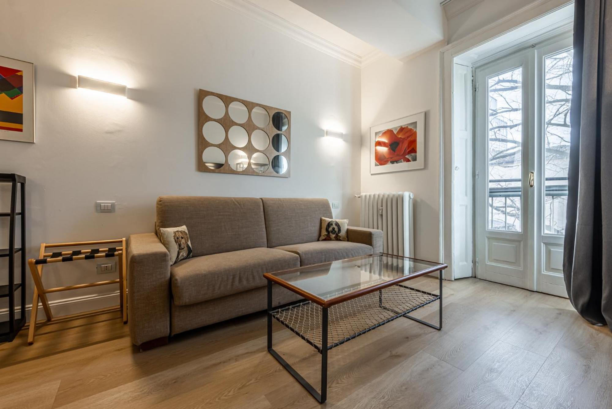 Sant'Andrea Charme Apartments Милан Экстерьер фото