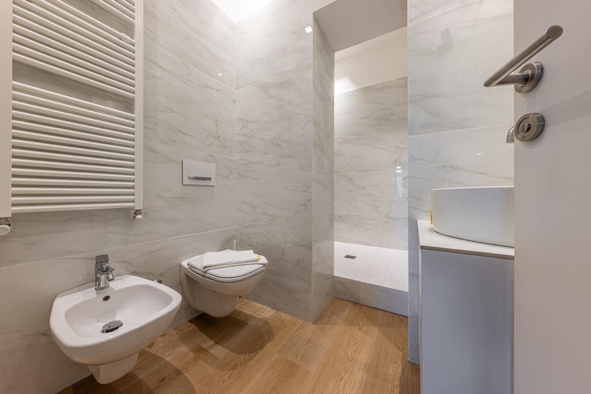 Sant'Andrea Charme Apartments Милан Экстерьер фото