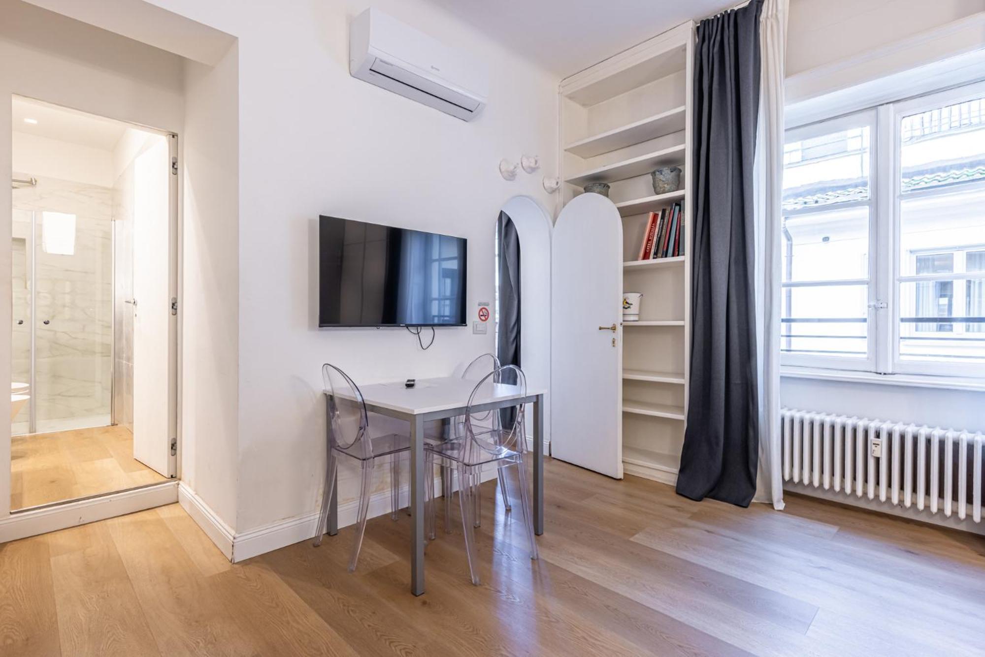 Sant'Andrea Charme Apartments Милан Экстерьер фото